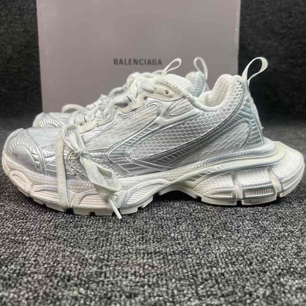 Balenciaga Triple S